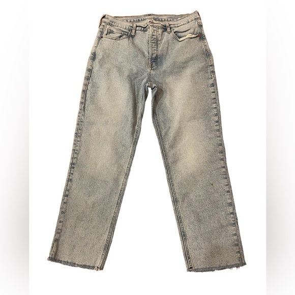Old Navy women’s size 14 Extra High Rise Ski-Hi straight Jeans smoothing pockets - Picture 1 of 8